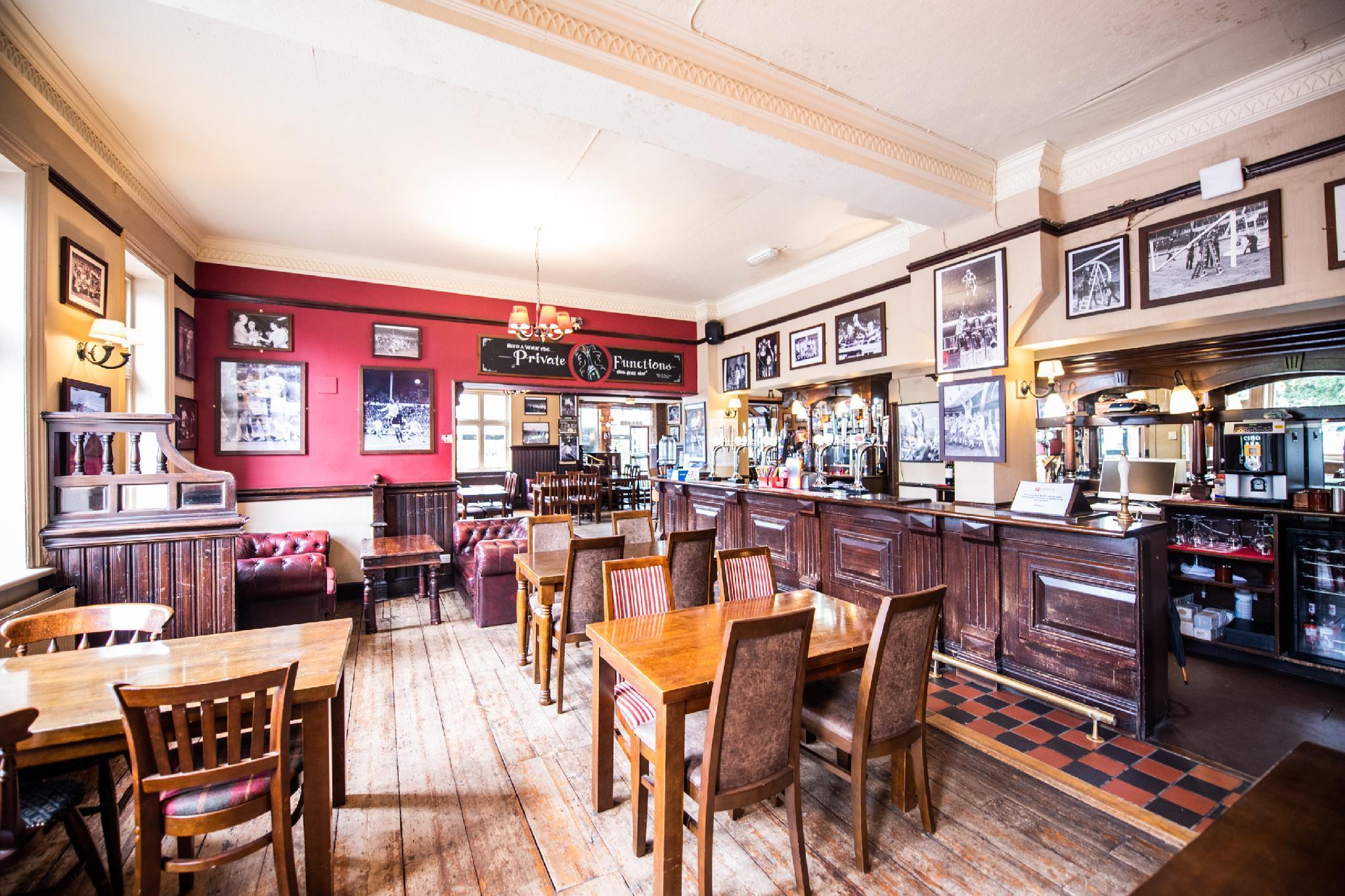 Oyo The Green Man Pub And Hotel London Exterior foto